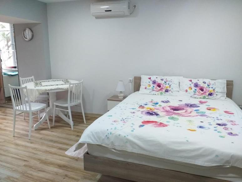Boutique Apartment 17 Tbilisi Exteriör bild
